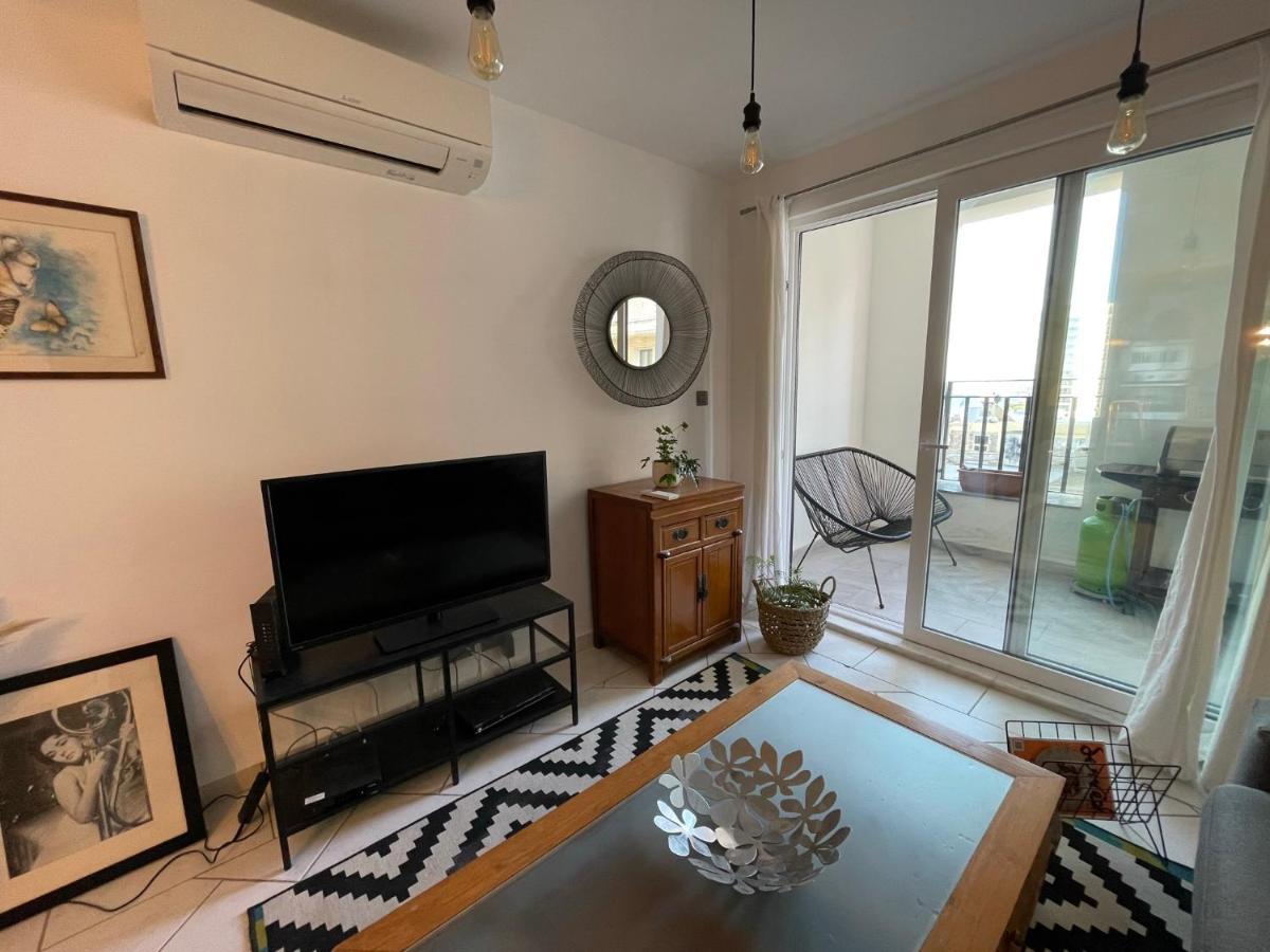 Spacious Seaview Sliema Apt, Steps From Valletta Ferry מראה חיצוני תמונה